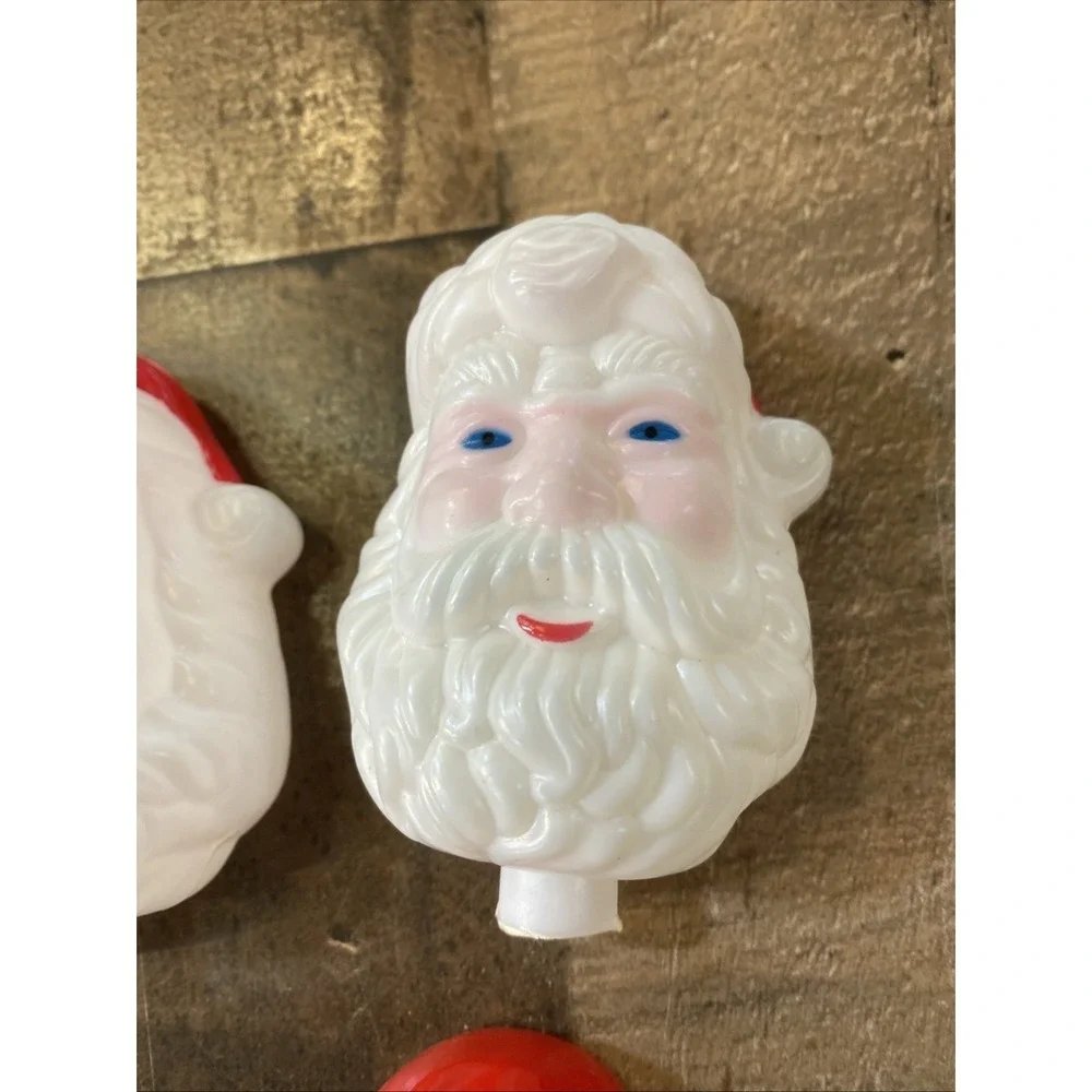 8 Blow Mold Acrylic Santa Claus Face Head Light Covers 3 1/2